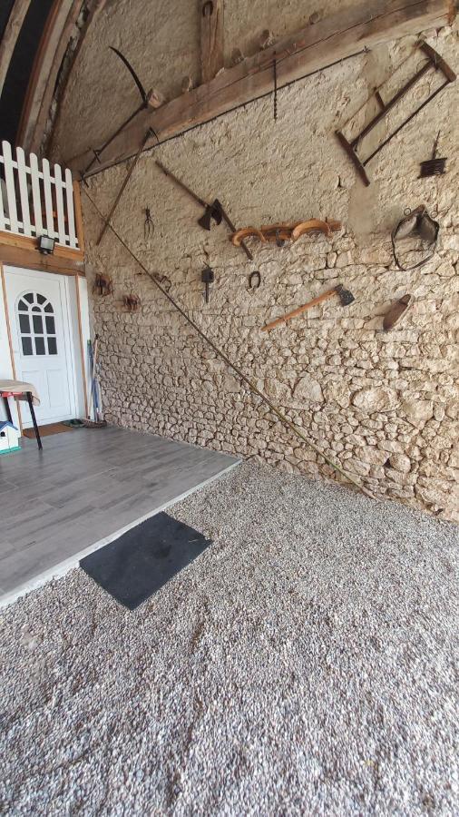 Le Calme A La Campagne Apartment Besson Ngoại thất bức ảnh
